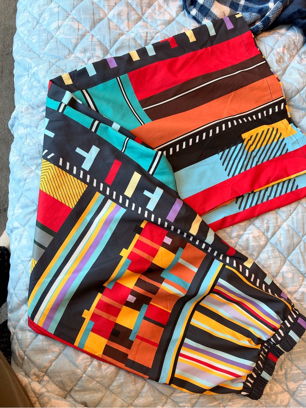 Women’s Colorblock Geometric Leggings - Multicolor